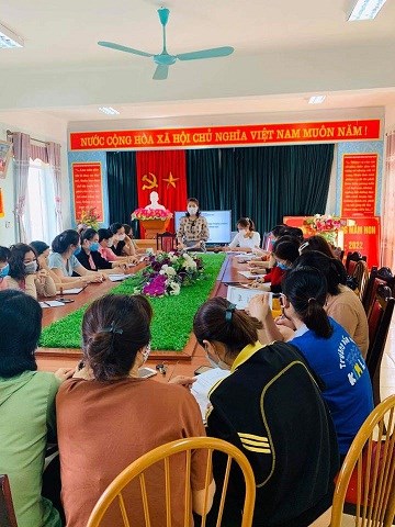 Trường mầm non Kim Lan tổ chức tập huấn, hướng dẫn công tác Phòng chống dịch bệnh Covid-19 trong trường học